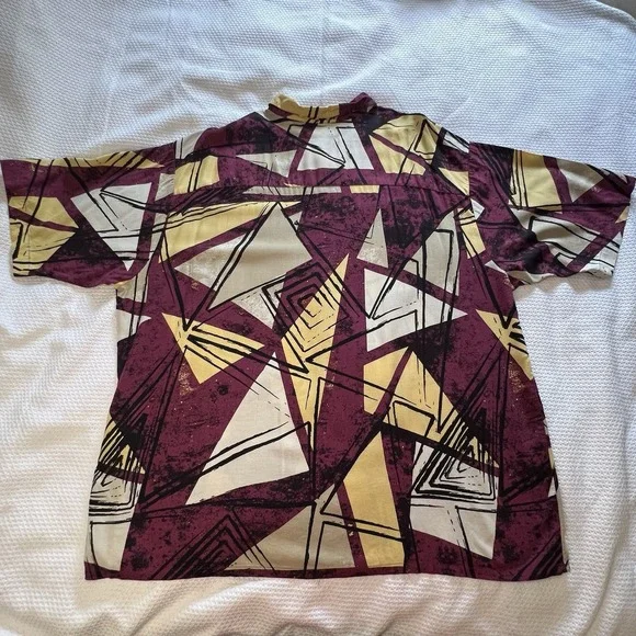 Vintage Geometric Pattern Short Sleeve Button-Up Shirt Retro Larger Sized - Picture 2 of 7